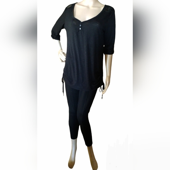 BOGO No Boundaries Top - Picture 1 of 5